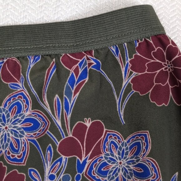 3/$20 Joe Fresh Floral Trumpet Skirt Pull On Flare Green Purple Womens Medium - Picture 6 of 9